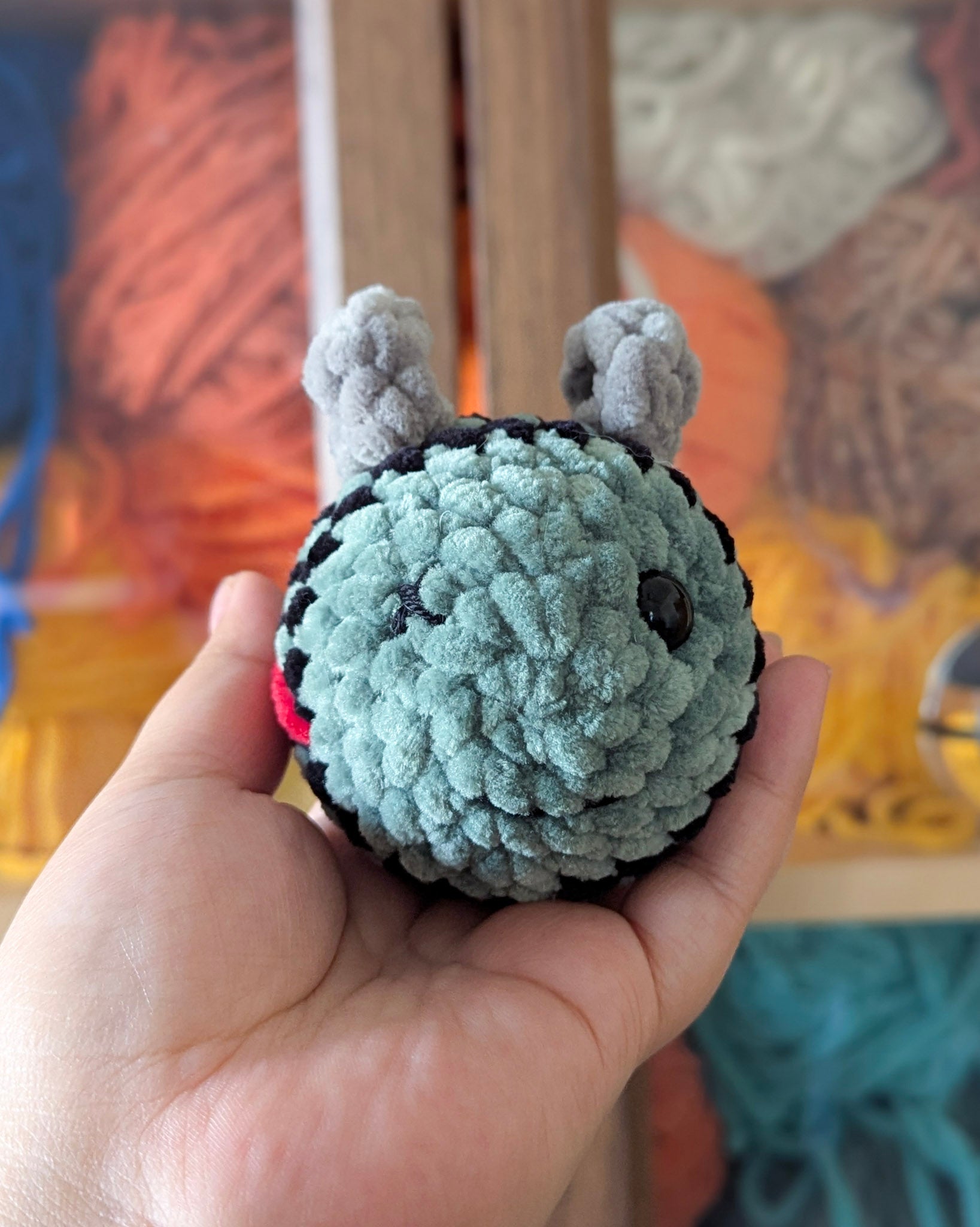 Zom - BEE Stuffed Animal - 99% Coffee